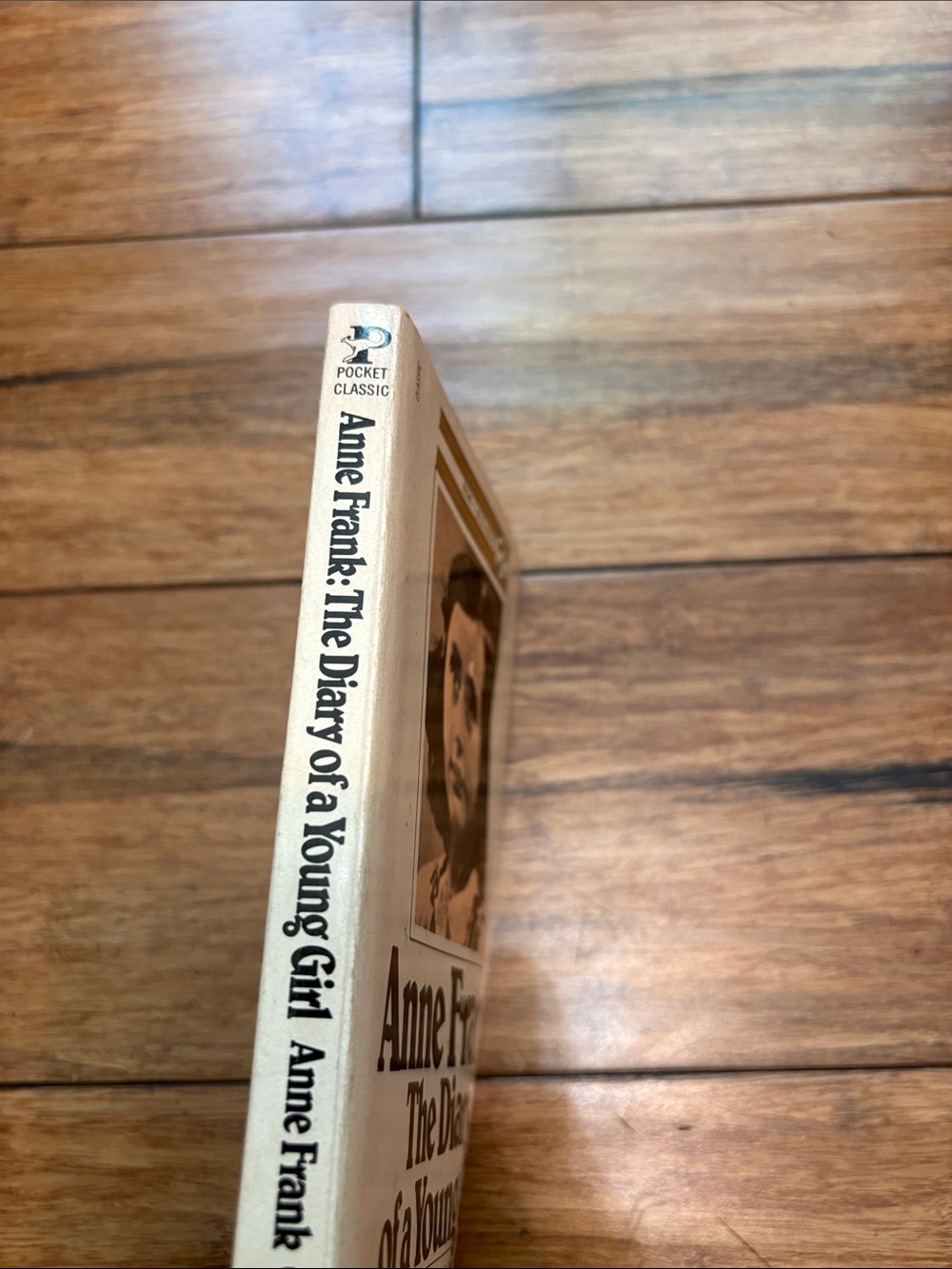 Anne Frank The Diary of a Young Girl Paperback Book - Picture 4 of 7